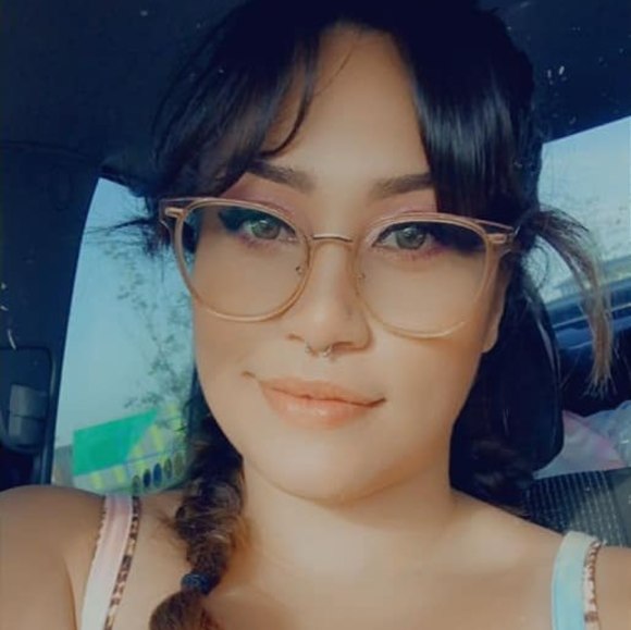 Meet your Posher, Sadae - Picture 1 of 1